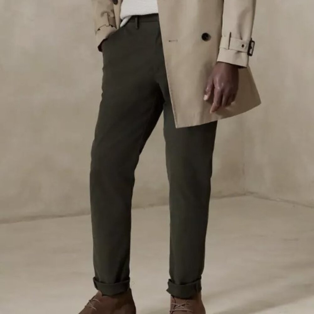 Banana Republic Slim Lived-In Chino